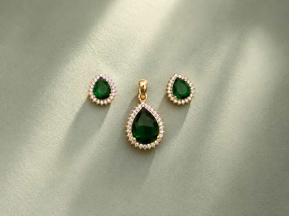 DIAMOND PENDANT